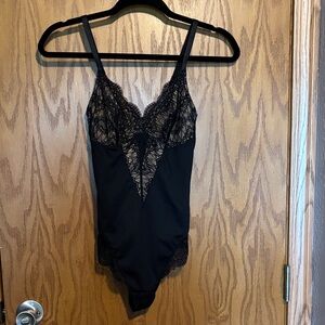 Elegant Black Lace Chemise feelin girl S